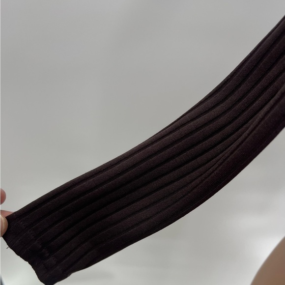 Boohoo Solid Ribbed Knit Bodysuit Size 2 - Picture 7 of 9